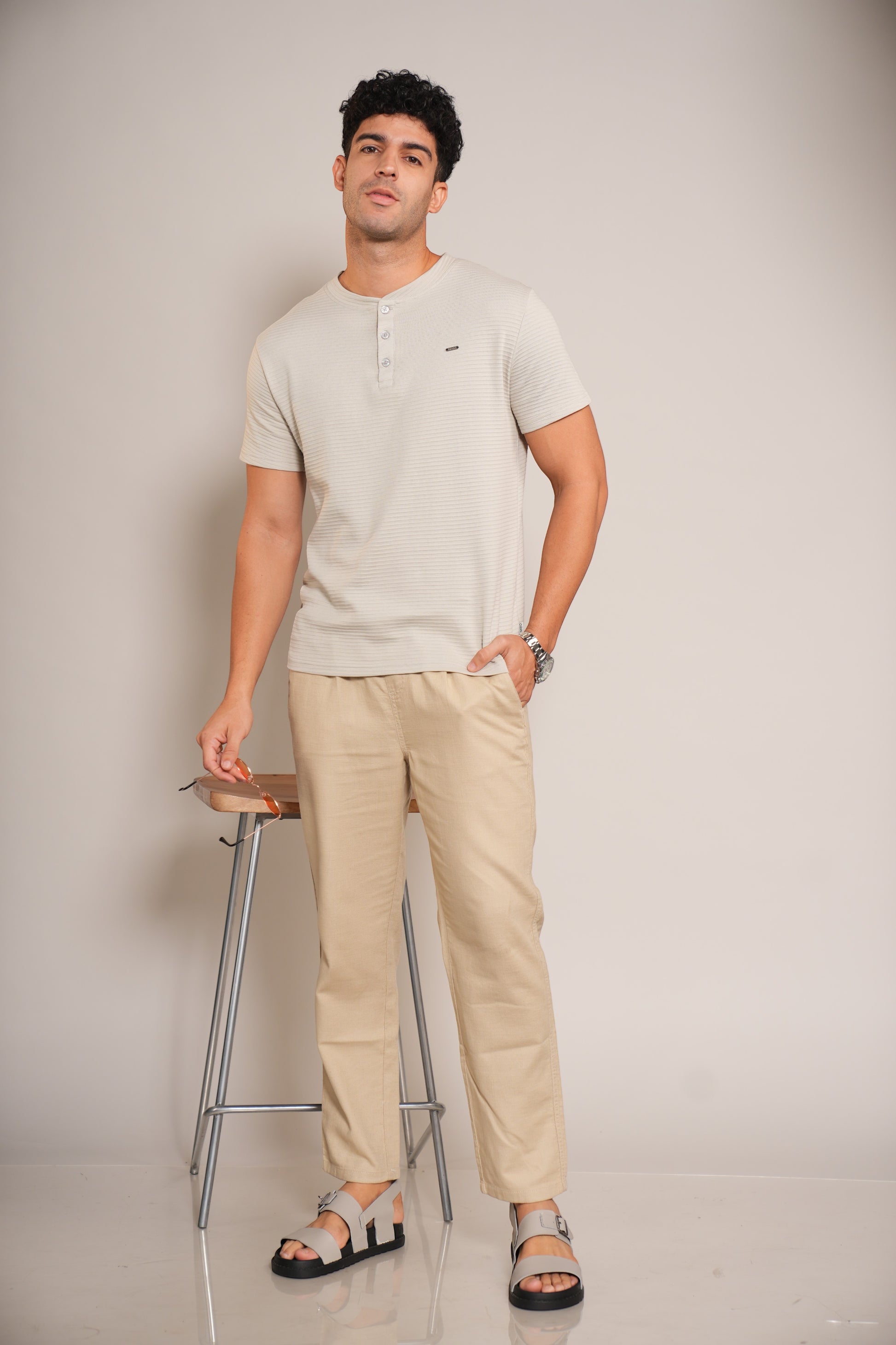 Men's regular henley t-shirts